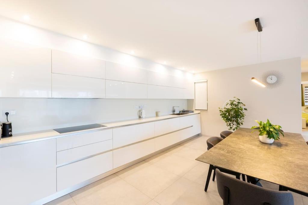 Ngh12 - Lovely And Spacious 2 Bedroom Apartment Naxxar Exterior photo