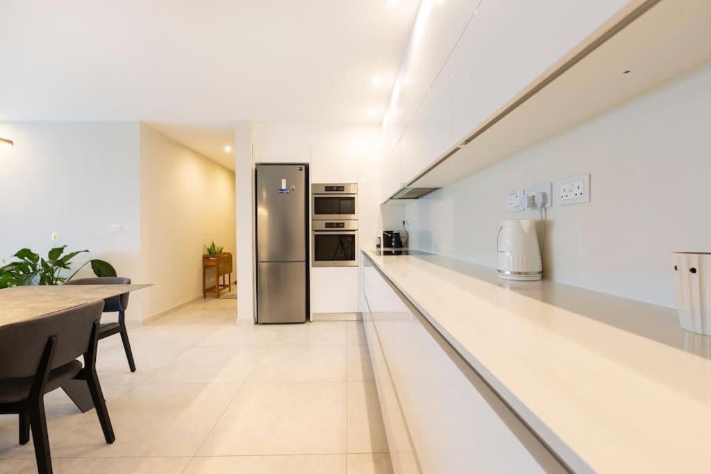 Ngh12 - Lovely And Spacious 2 Bedroom Apartment Naxxar Exterior photo